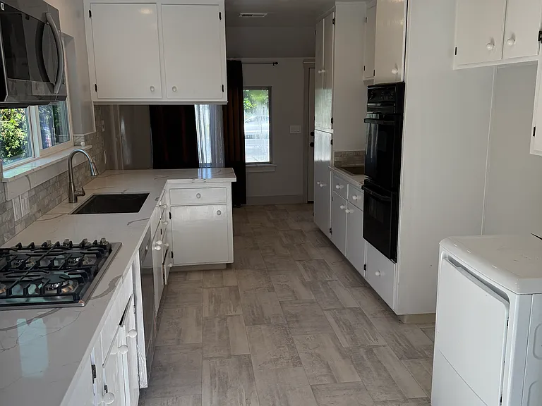 133 Marnell Ave — Photo 21