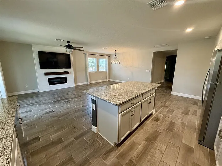 13456 Palmera Vista Dr — Photo 3