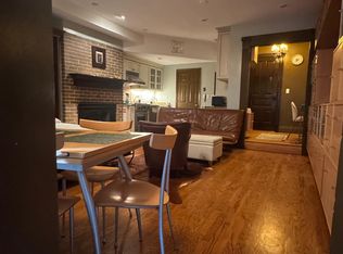 326 Dartmouth St, Boston, MA 02116