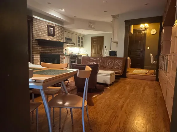 326 Dartmouth St, Boston, MA 02116