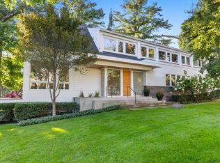 19100 Rutledge Rd, Deephaven, MN 55391