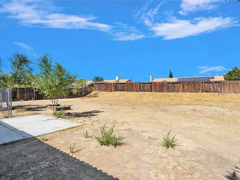 12980 Sundown Rd — Photo 40