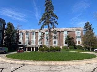 2600 Windsor Mall APT 2E, Park Ridge, IL 60068