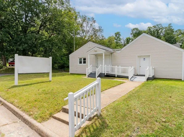 1532 2nd St, Waynesboro, VA 22980