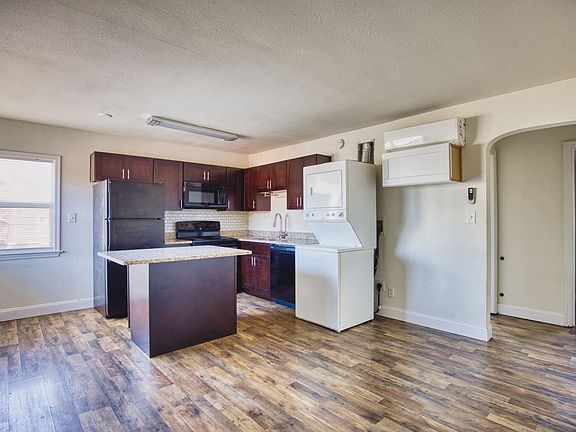 2nd image of 1001 Little Bay Ave #A7