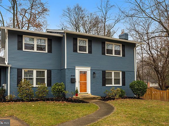 3rd image of 2530 Bull Run Ct