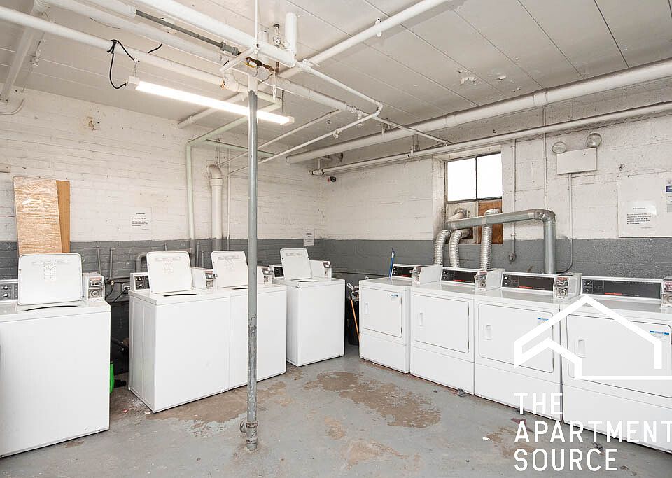 1st image of 1350 W Touhy Ave #305