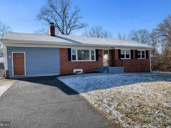 9104 Sheridan Ct, Lanham, MD 20706