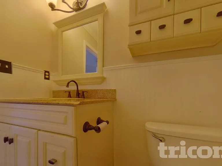 116 Arena Trl — Photo 17