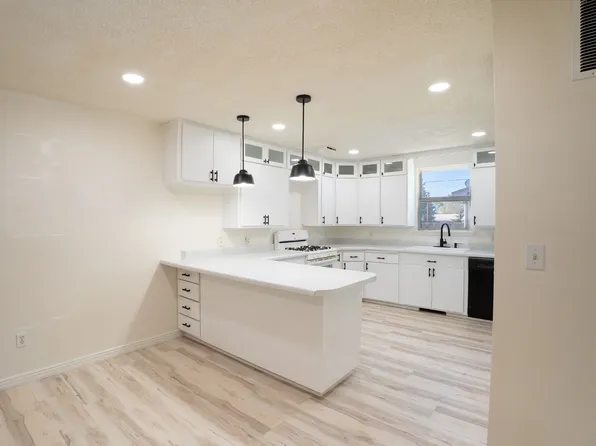 470 N 400 E, Roosevelt, UT 84066