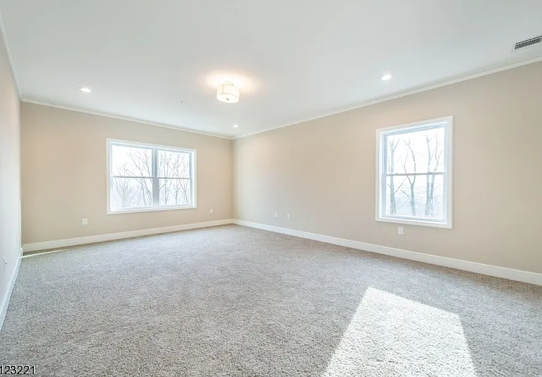 717 Preakness Ave — Photo 10