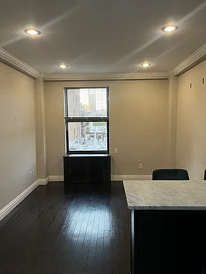 Rented by Compass | media 2