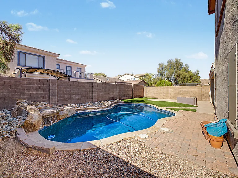 17446 W Yavapai St — Photo 28