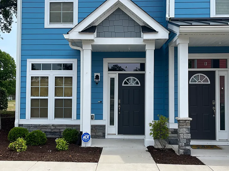 812 Moen Pl #A — Photo 14