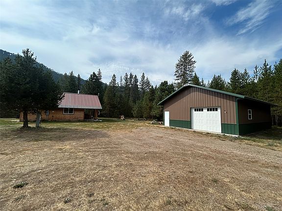 3rd image of 297 Cabin City Loop