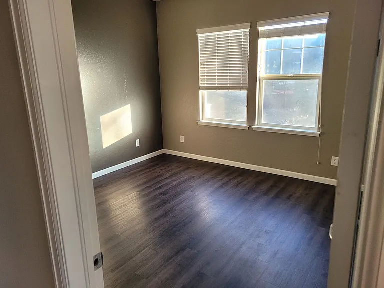 2109 Owens Ave #203 — Photo 7