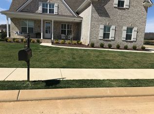 3030 Grunion Ln, Spring Hill, TN 37174