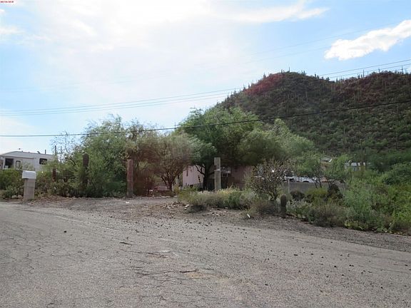 3rd image of 4710 S La Cholla Blvd