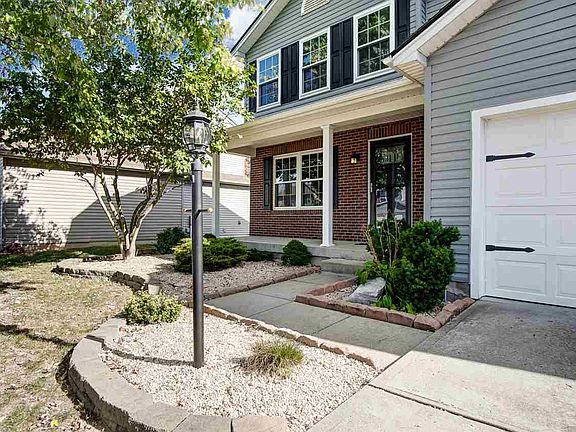 3rd image of 7636 Falls Creek Way