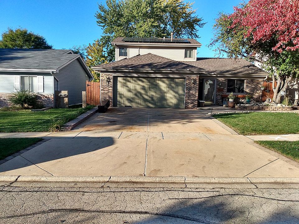 1st image of 2366 Vista Dr