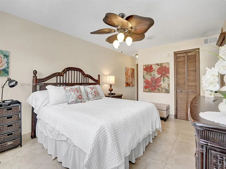 2600 Diana Dr #105 — Photo 9