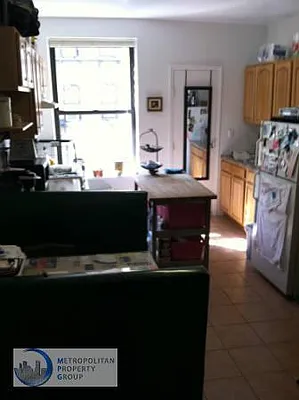 Rented by Metropolitan Property Group | media 10