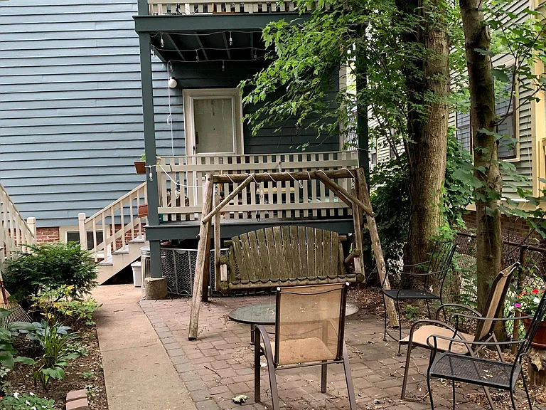 40 Kinnaird St #1 — Photo 9