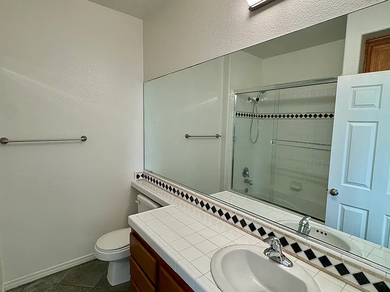 1331 Bayside Cir — Photo 56