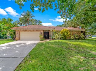 3911 NW 72nd Dr, Coral Springs, FL 33065