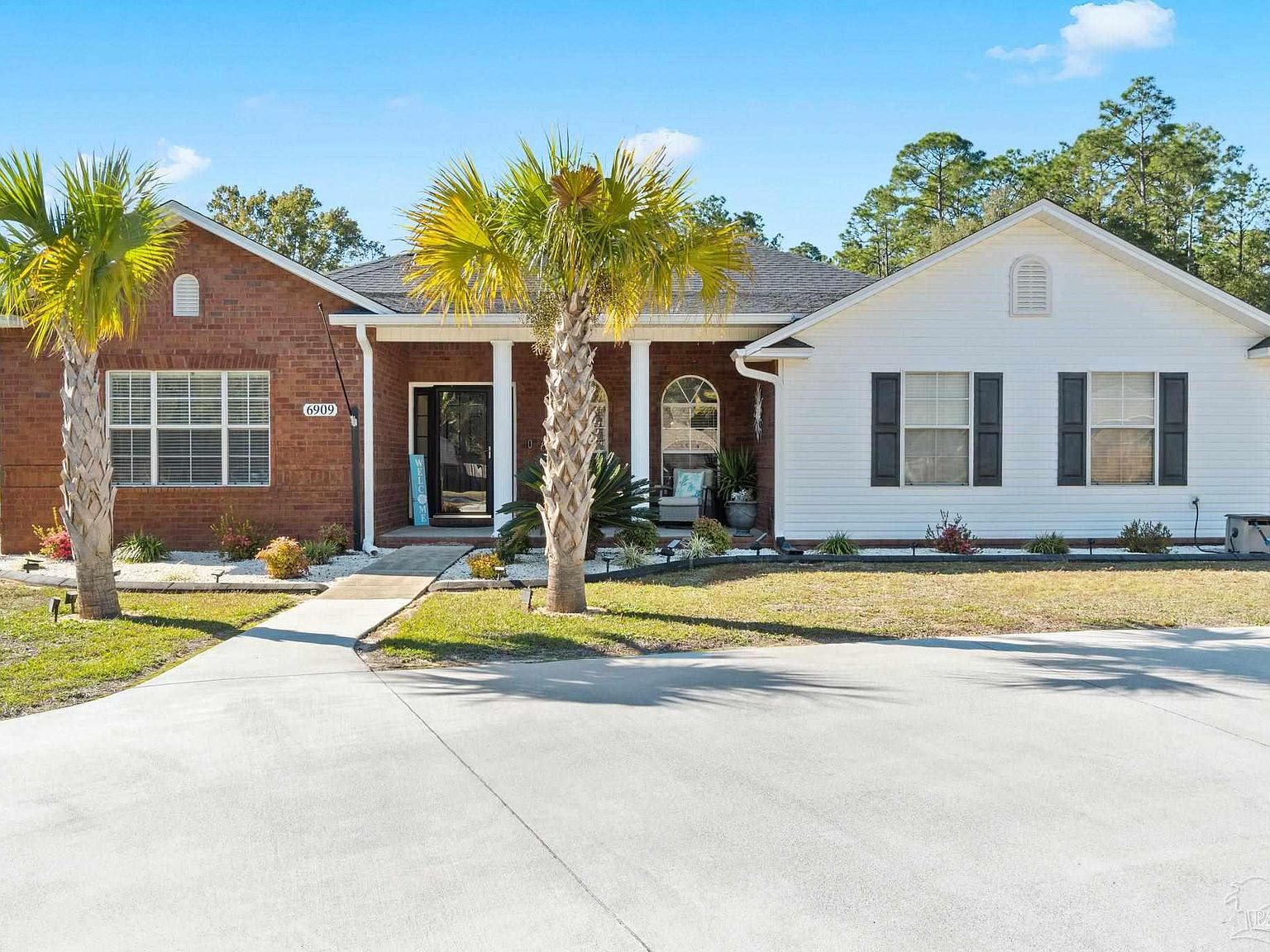 6909 Yucatan St, Milton, FL 32570 Zillow