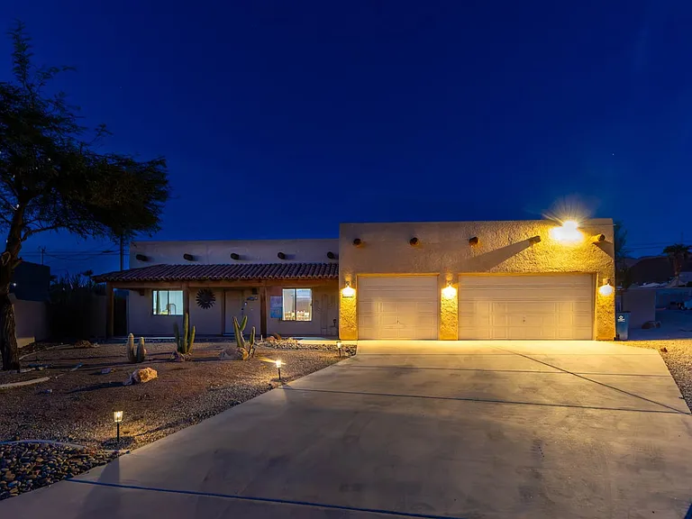 3921 Aloha Ln — Photo 6