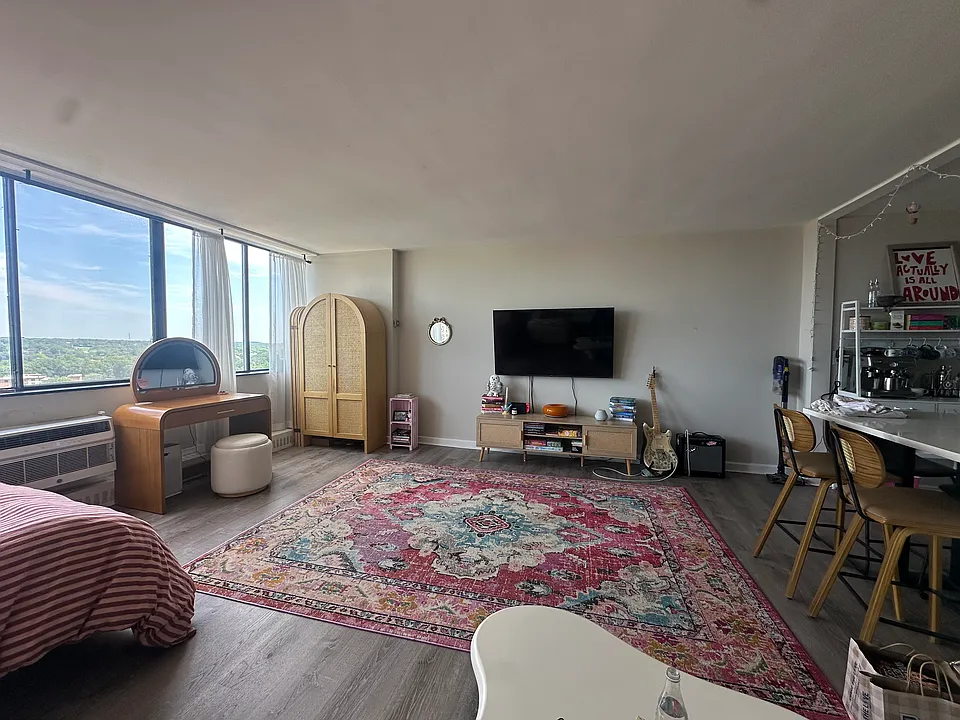 1401 Pennsylvania Ave #1602