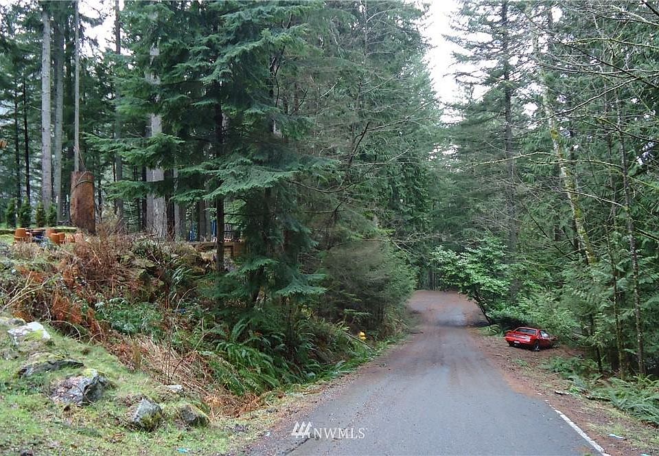1st image of 21 Clematis Ln