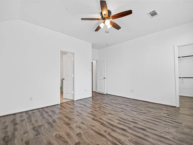 4743 Glen Isle Dr — Photo 38