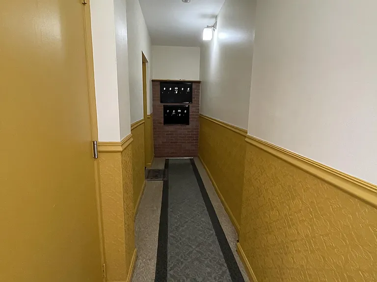 737 Burns St #1 — Photo 16