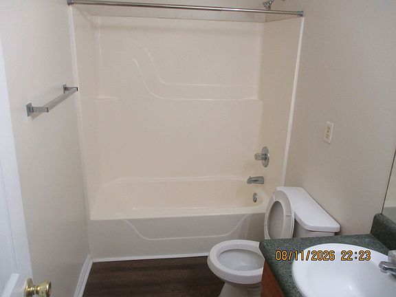 5th image of 2205 Beachview Dr
