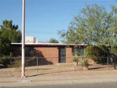 5209 E 25th St, Tucson, AZ, 85711