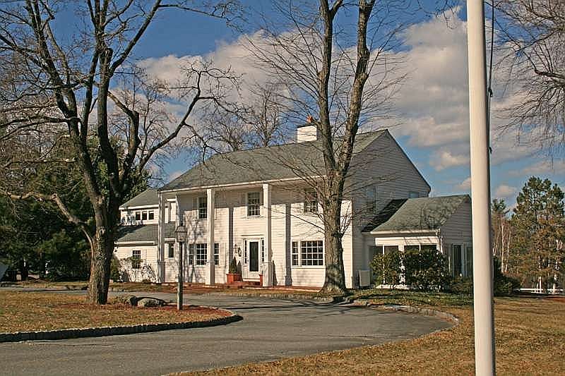 204 Northfield Rd, Lunenburg, MA 01462 Zillow