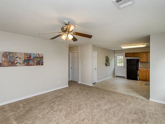 2nd image of 23598 Wellington Ave