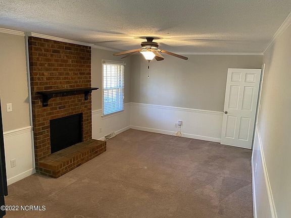 4th image of 108 Valley Ln