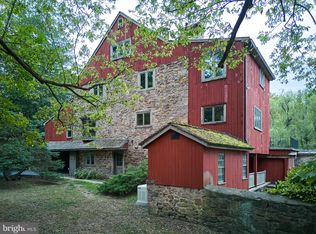 6 Old Mill Ln, New Hope, PA 18938