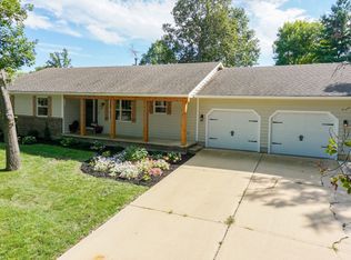3 Timber Creek Ct, Towanda, IL 61776