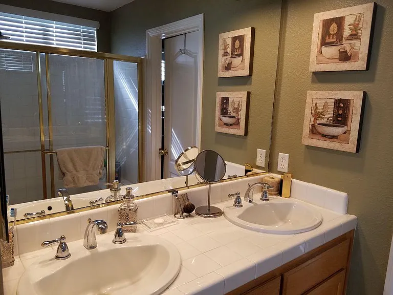 Ensuite Bathroom