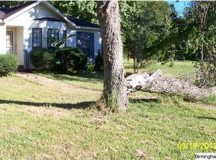 1129 Outwoods Cir, Birmingham, AL 35235