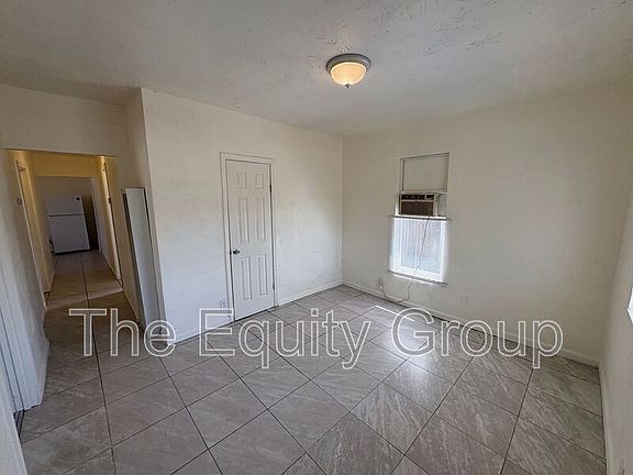 2nd image of 326 S L St Unit A