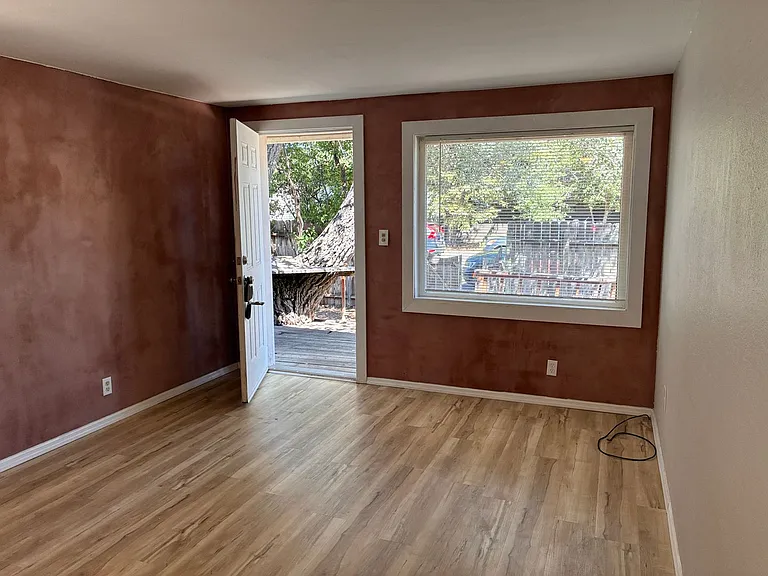 817 NW Federal St — Photo 6
