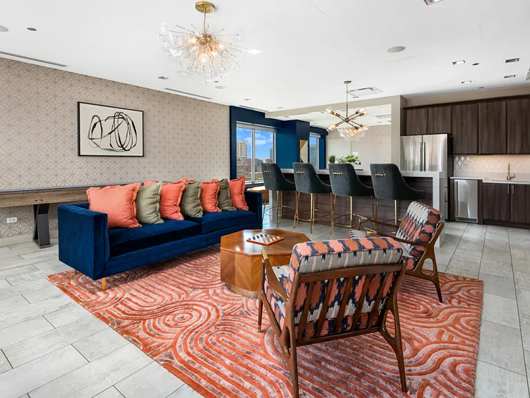 Roosevelt Collection Lofts — Photo 12