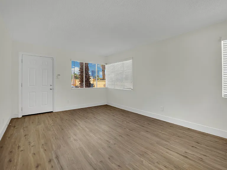 1304 Rexford Pl — Photo 11
