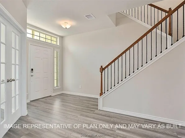 2178 Chief St, Bryan, TX 77807