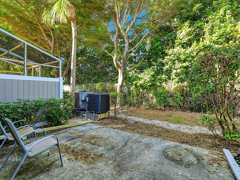 15715 Marcello Cir #113 — Photo 34